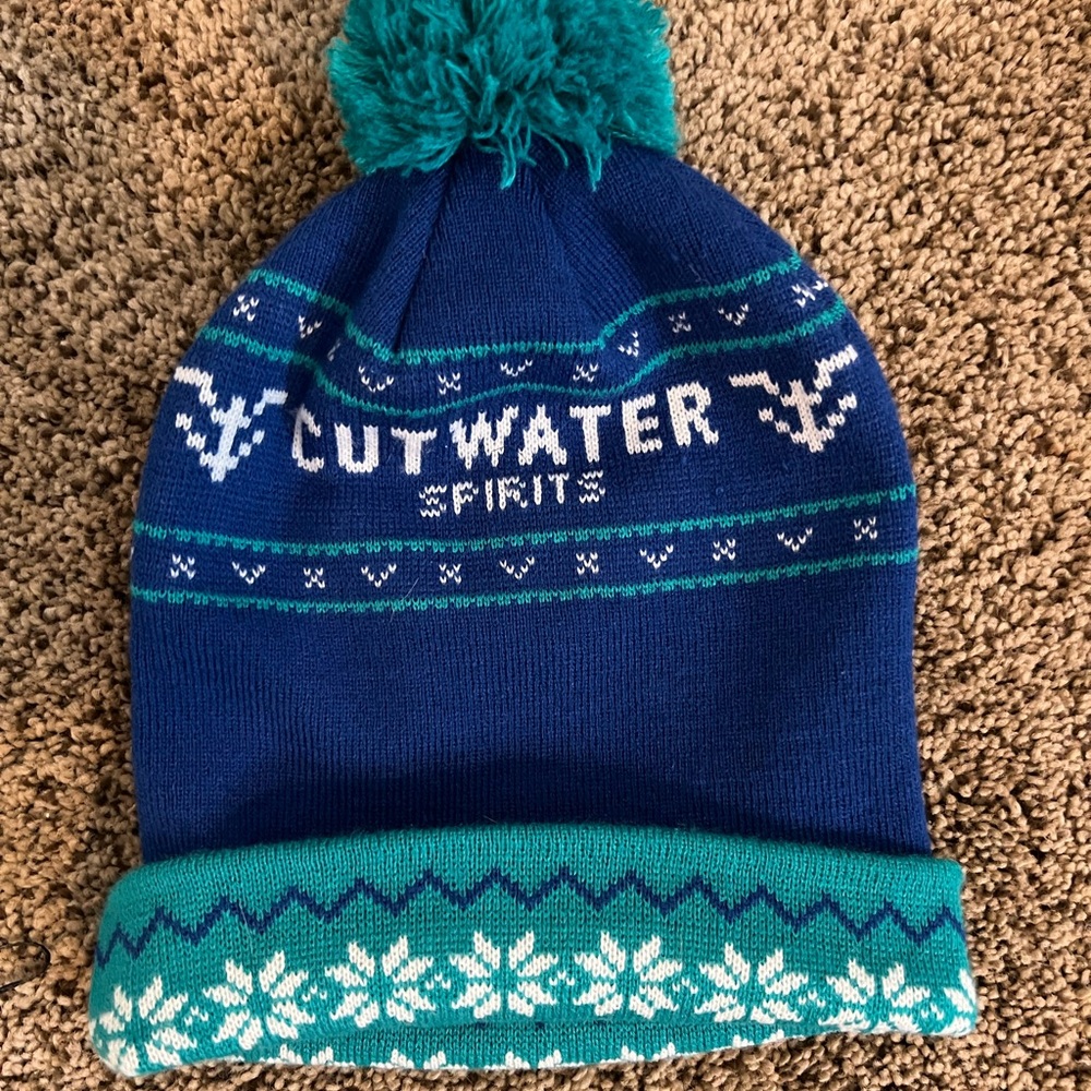 Cutwater Spirit Blue and Teal Knit Beanie